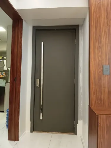 Puxador de porta de passagem semi-novo