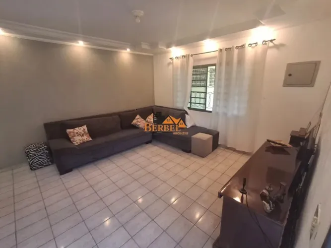 Casa a venda no Bairro Lajeado, 03 Dormitórios, 01 Suíte, 04 Vagas, 257m²