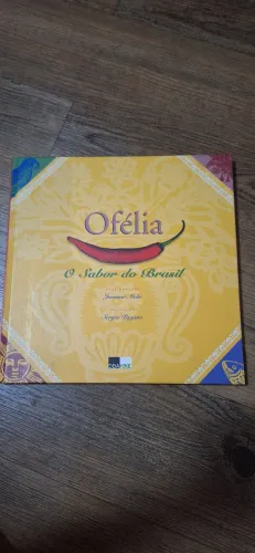 Livro Ofélia O Sabor do Brasil. 