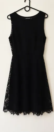 Vestido de Renda Preto