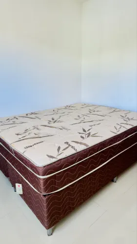 Cama box Queen