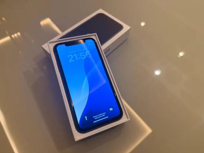 iPhone 11 - impecável