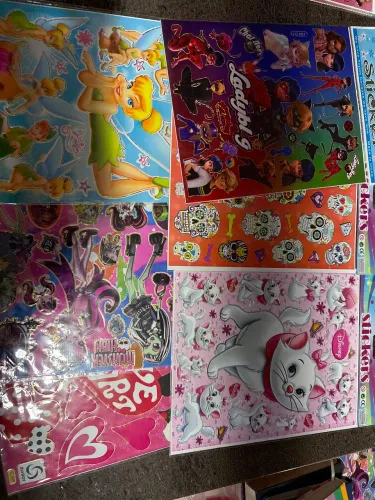 Lote vintage papelaria - Monster High, Marie, ladybug, miraculos, tinkerbell