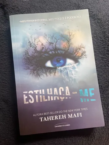 Livros vol1 acotar, prince cruel, estilhaça-me