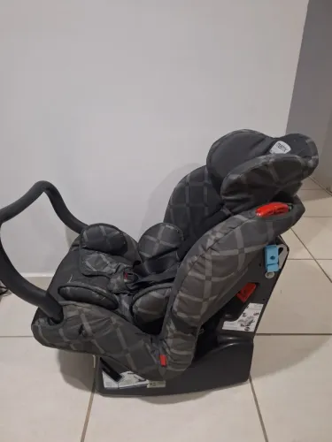 Vendo Cadeirinha infantil Burigotto Matrix Revolution