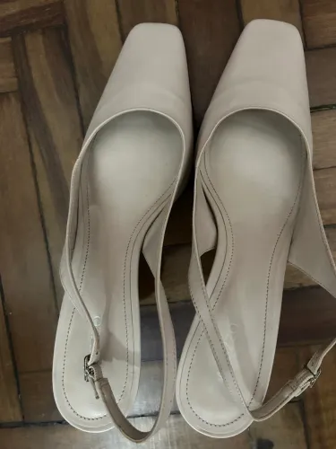 Scarpin Arezzo TAM 39