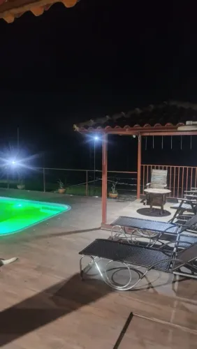 Vendo chácara puro lazer e sossego a 28 km de Itaberaí, sendo 20 de asfalto e 8 de chão.