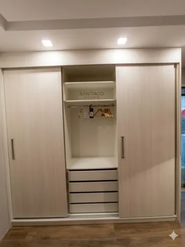 Móveis Planejados Sob Medida: Guarda-Roupa, Painel, Cama e Penteadeira RJ
