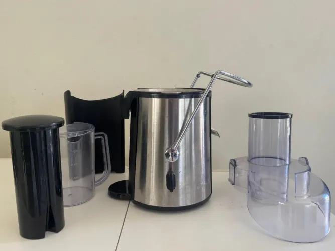 Multiprocessador de suco