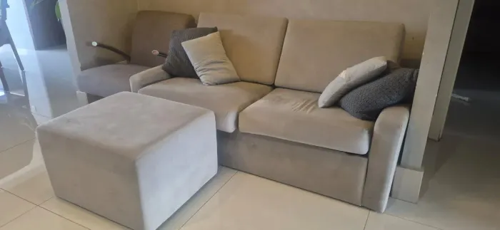 Sofá semi novo