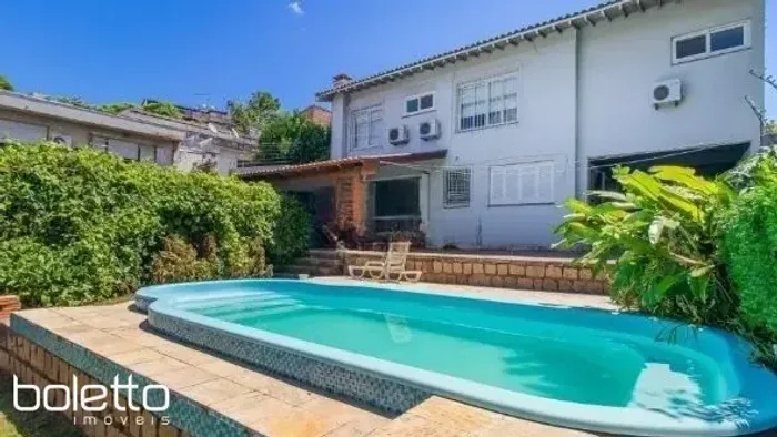 Casa de 234m2, para locação por R$ 15.000,00,00 - Bairro Três Figueiras