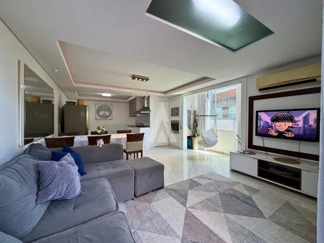 Cobertura duplex com 1 suíte e 2 quartos à venda no bairro Floresta em Joinville-SC por R$