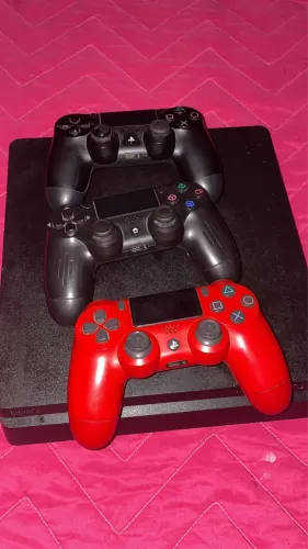 Vendo PS4 Slim 1TB , Nunca aberto tá com selo da Sony 