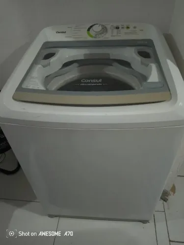 Máquina de lavar roupa Consul 15kg super conservada.