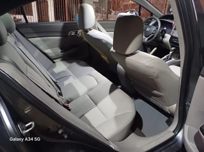 Honda Civic Sedan LXS 1.8/1.8 Flex 16V Aut. 4P 2014