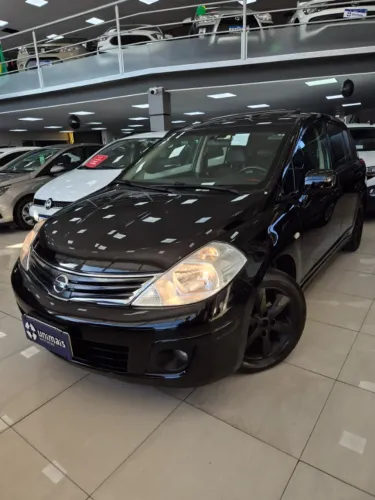 Nissan Tiida SL 1.8/1.8 Flex 16V Aut. 2011