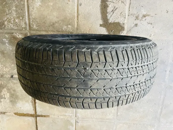 PNEUS BRIDGESTONE ARO 18 265/60 usados