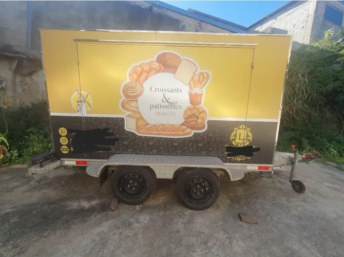 Carretinha Treiler loja móvel