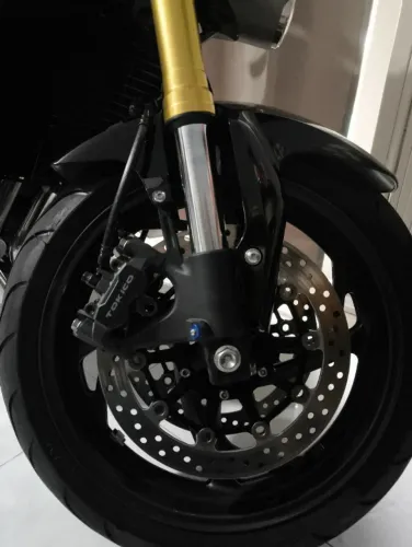 CB 1000R linda baixa quilometragem 