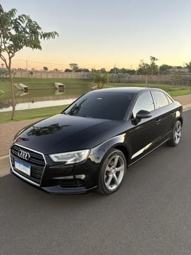 Audi A3 Sedan 1.4 TFSI Flex Tiptronic 4P 2017