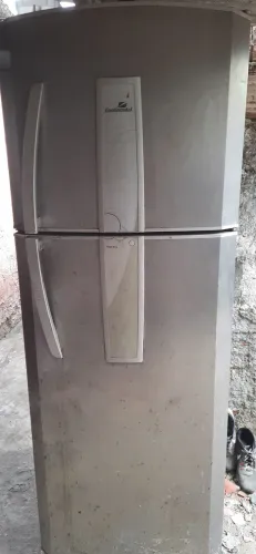 Geladeira e forno elétrico 