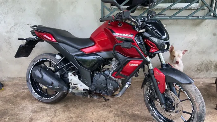 Troco em carro minha fz15 2024