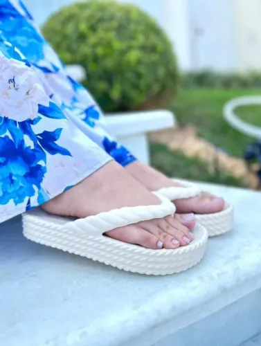 Chinelo Nuvem Feminino - Conforto que Abraça seus Pés! ?