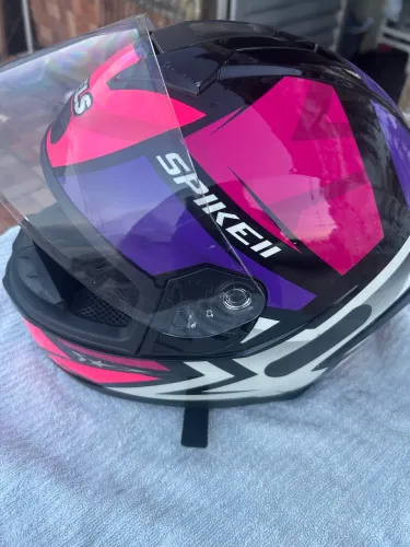Capacete Peels