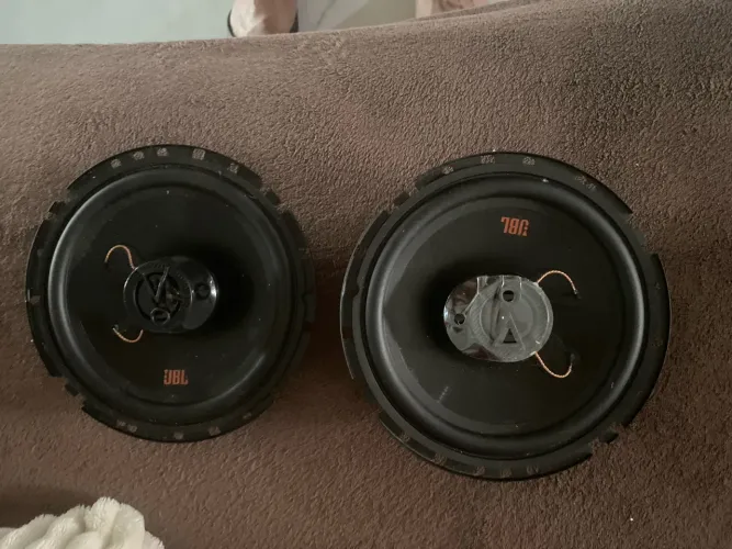 Auto falantes 6 polegadas jbl