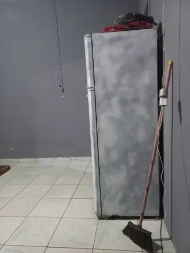 Geladeira a venda