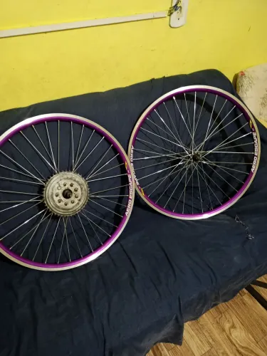 Vendo ou troco rodas aero aro26 pra motorizada zera