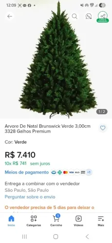 Arvore de Natal Brunswich de 3 metros com 3.328 galhos.