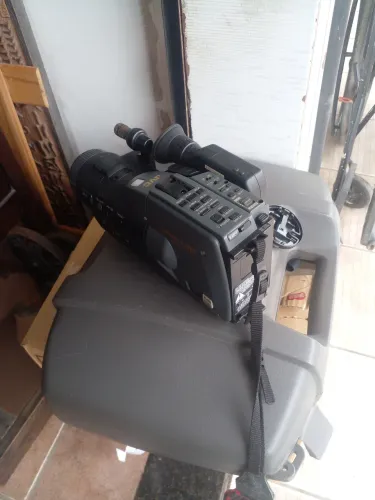 Filmadora JVC nao sei dizer se está funcionado