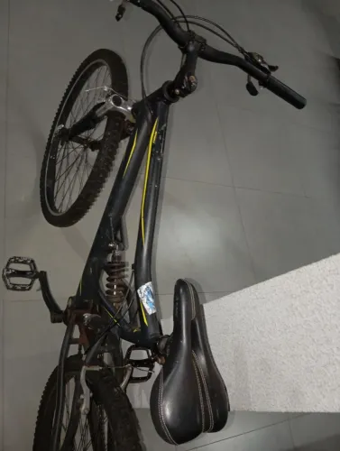 Bicicleta Aro 26 Full Suspension