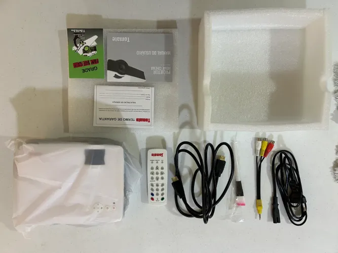 Projetor de vídeo Tomate MPR-7007 HDMI Semi Novo | Completo