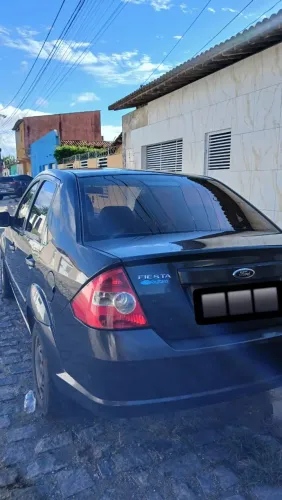 Ford Fiesta Sedan 1.0 8V Flex 4P 2010