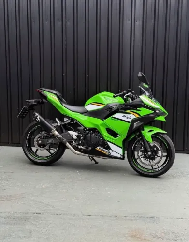 Kawasaki Ninja 500 SE
