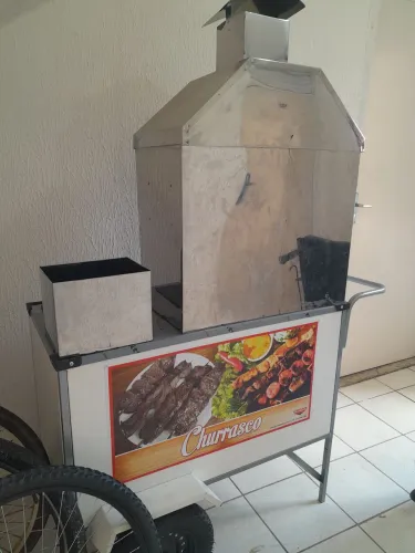 Carinho de churrasco 
