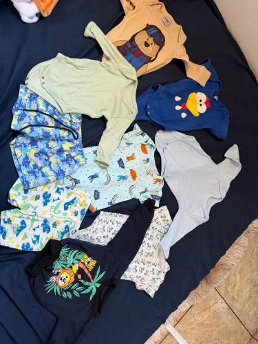 Roupas de bebê 3 a 6 meses