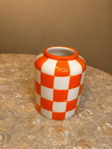 Vaso alegre laranja