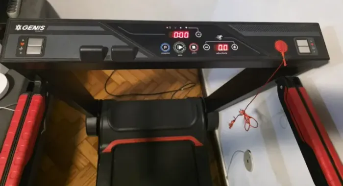 Esteira Ergométrica Dobrável GT 1000 Genis
