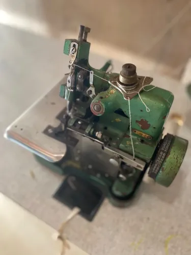 Máquina de costura 