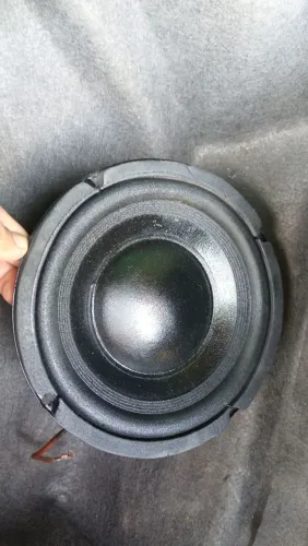 Alto falante de 6 polegadas 60 reais