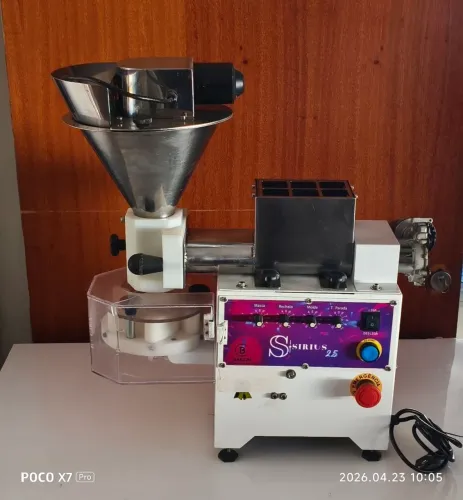 Máquina de doces e salgados (produz 2500 por hora)
