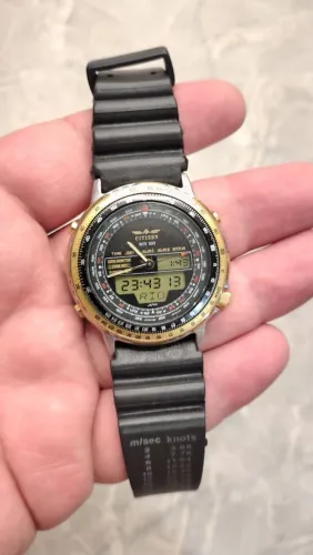 Relógio Citizen C080 New Wingman