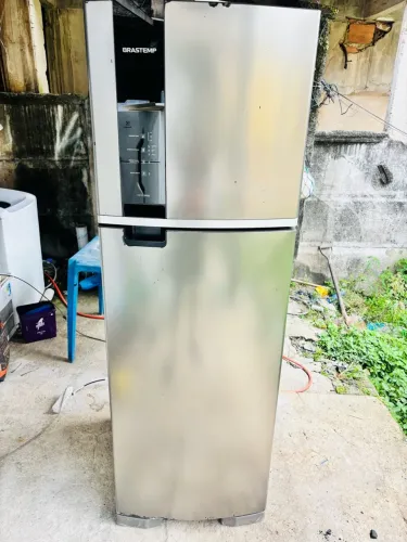 Geladeira Brastemp frost free 