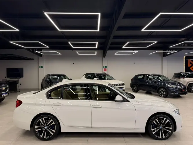 BMW 320I A Modern/sport TB 2.0/a.flex 16V 4P 2018
