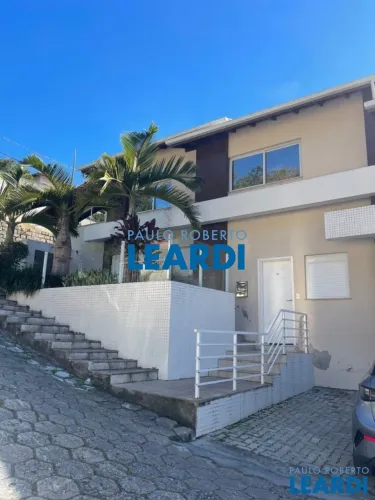 APARTAMENTO - TRINDADE - SC