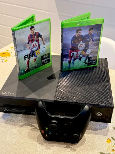 Xbox One Fat com jogos e 2 controles - PREÇO PRA HOJE 