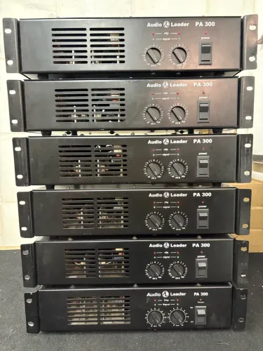 Áudio Leader PA300 Amplificador Potência